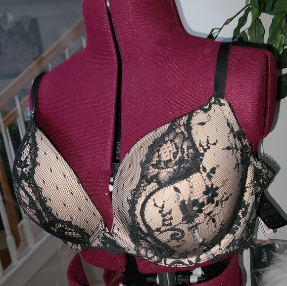 NWT VICTORIA'S SECRET SEXY LACE BRA - Picture 4 of 6